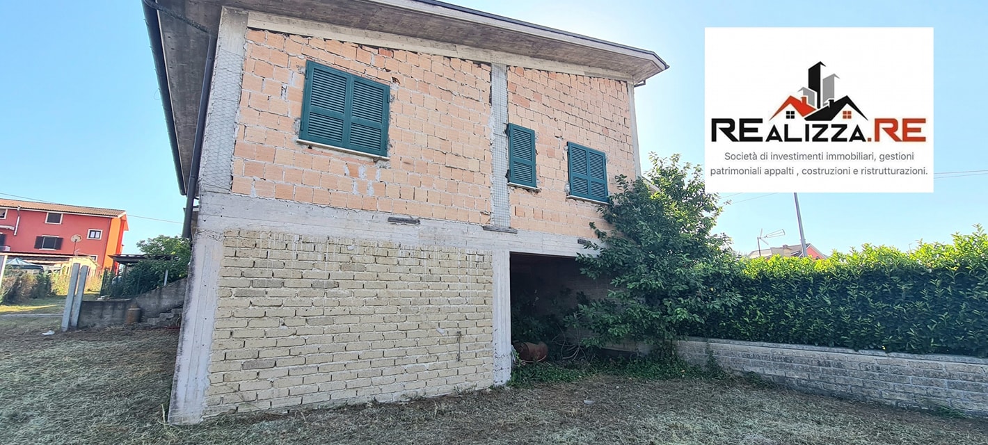 San Cesareo – Speciale rustici – villa bifamiliare €160.000